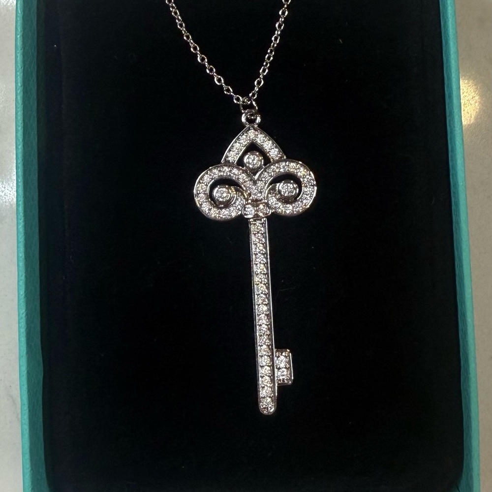 Tiffany & Co Key Pendant Necklace - Women Jewelry
